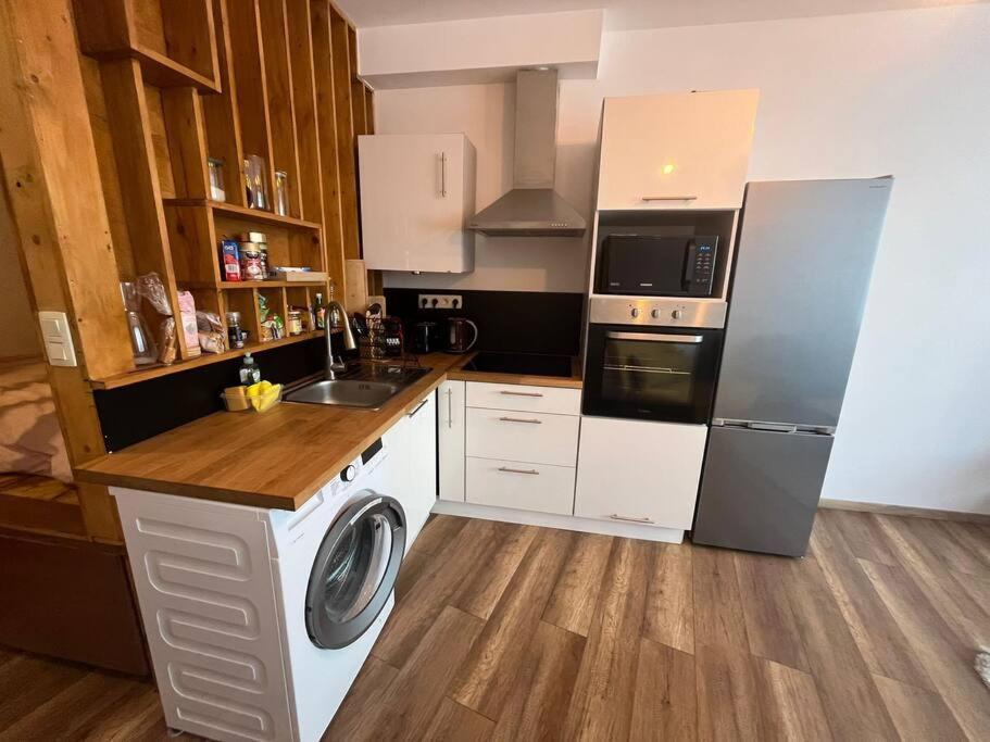 Апартаменти Design Studio Perfectly Located - Eu Madou - Park Брюссель Екстер'єр фото